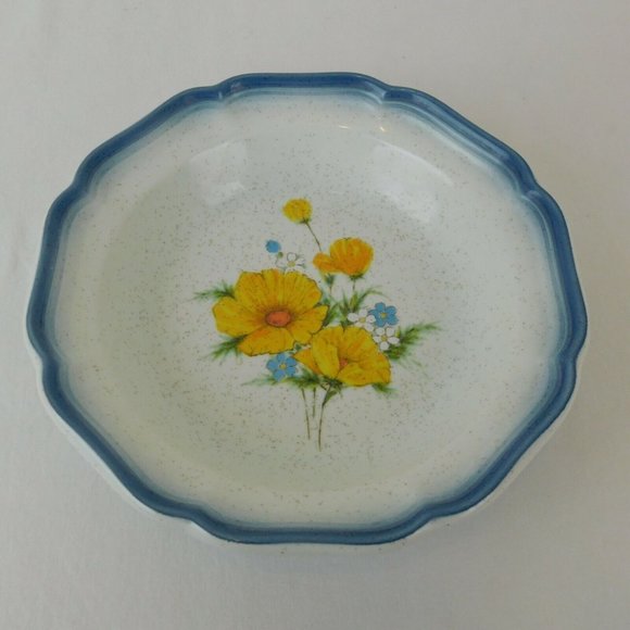 Set of 2 Mikasa China Amy Country Club Rim Soup Cereal Bowl 8.5" Yellow Flower - Picture 2 of 12